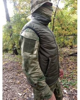 Жилетка мужская утеплённая. Олива