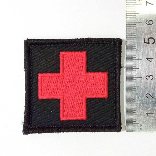 Тактический патч. Медицинский крест. Красный на чёрном.